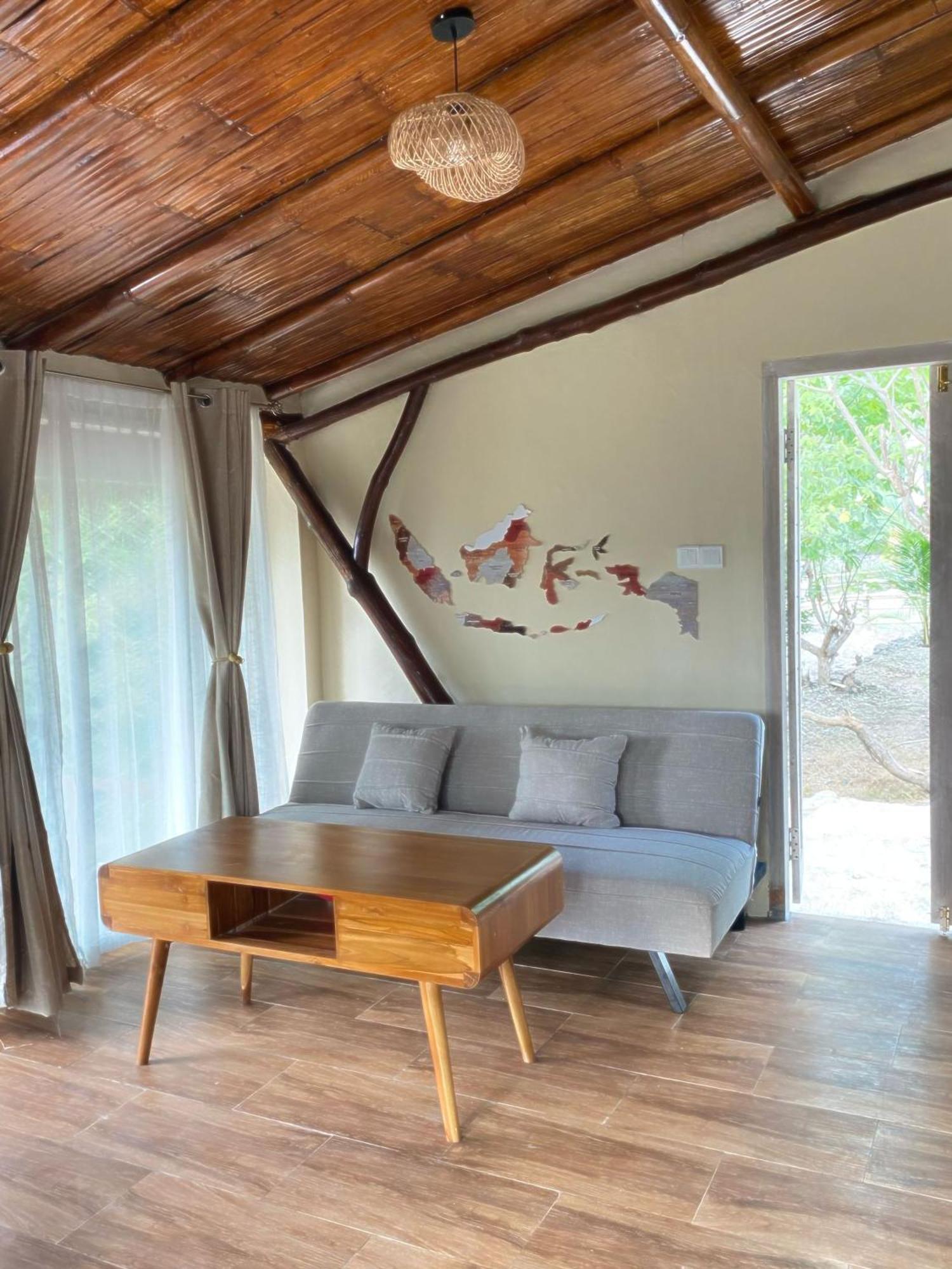 Gading Tree House Βίλα Batununggul Εξωτερικό φωτογραφία