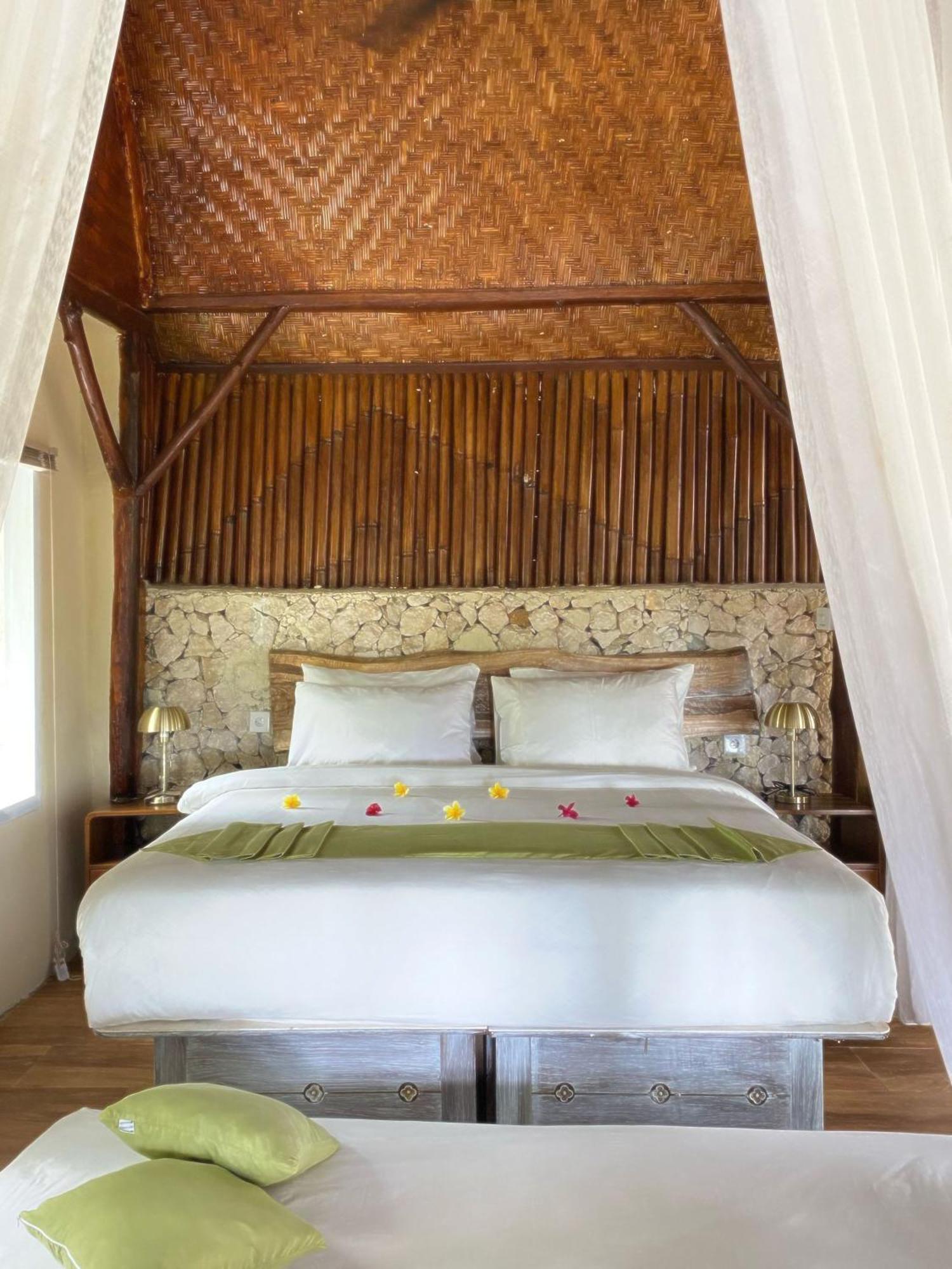 Gading Tree House Βίλα Batununggul Εξωτερικό φωτογραφία